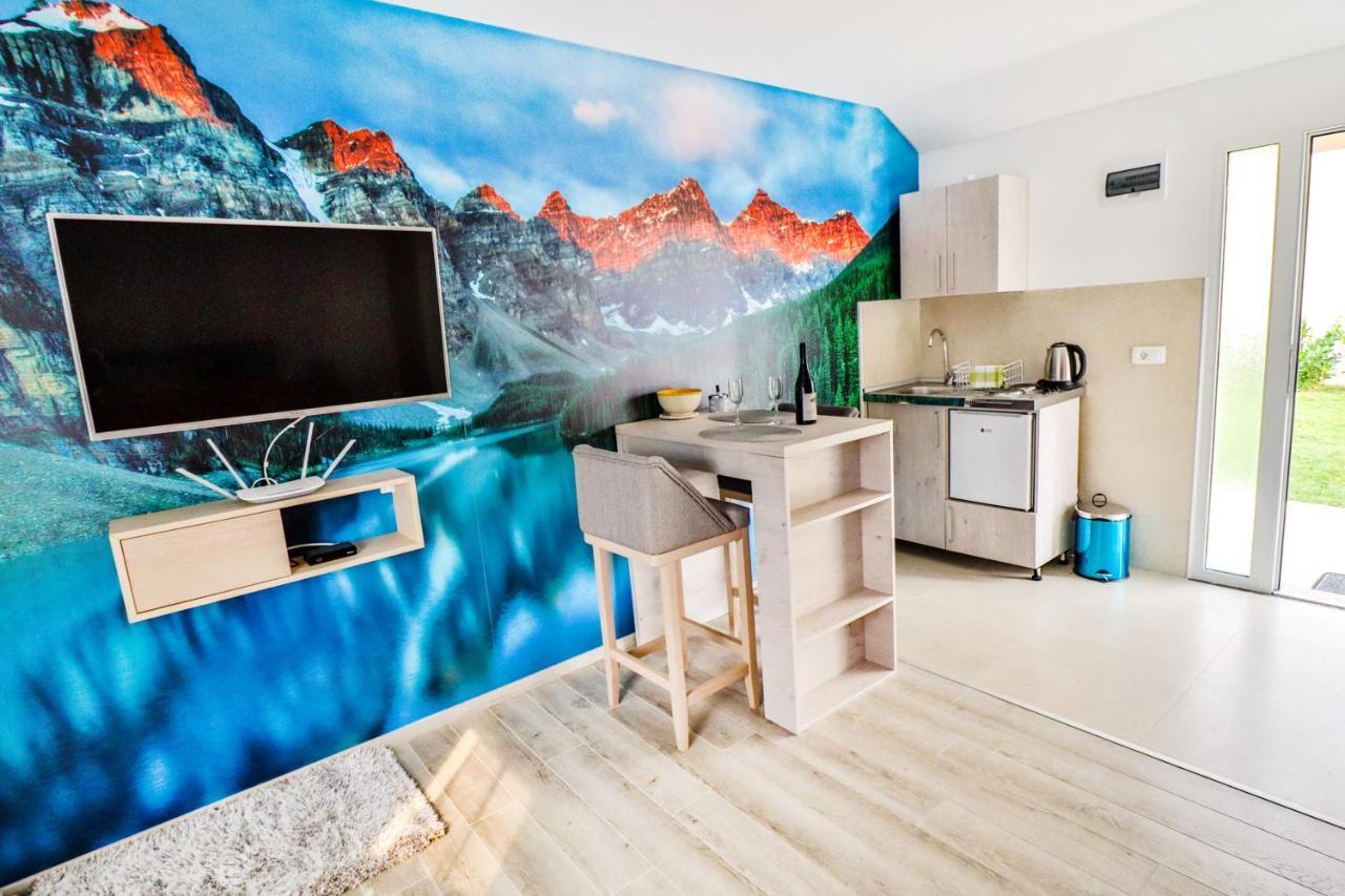 Simo Apartments Airport Podgorica Ngoại thất bức ảnh