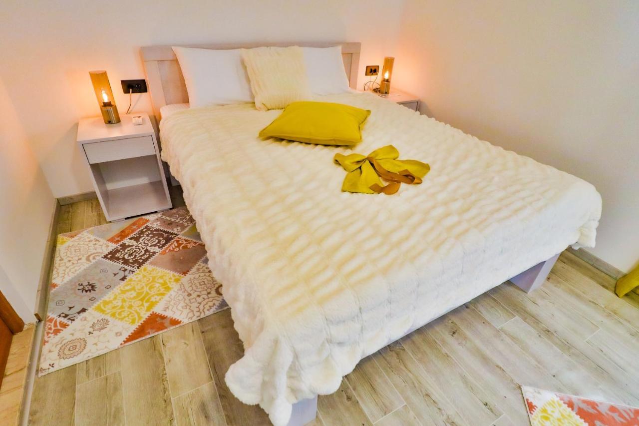 Simo Apartments Airport Podgorica Ngoại thất bức ảnh