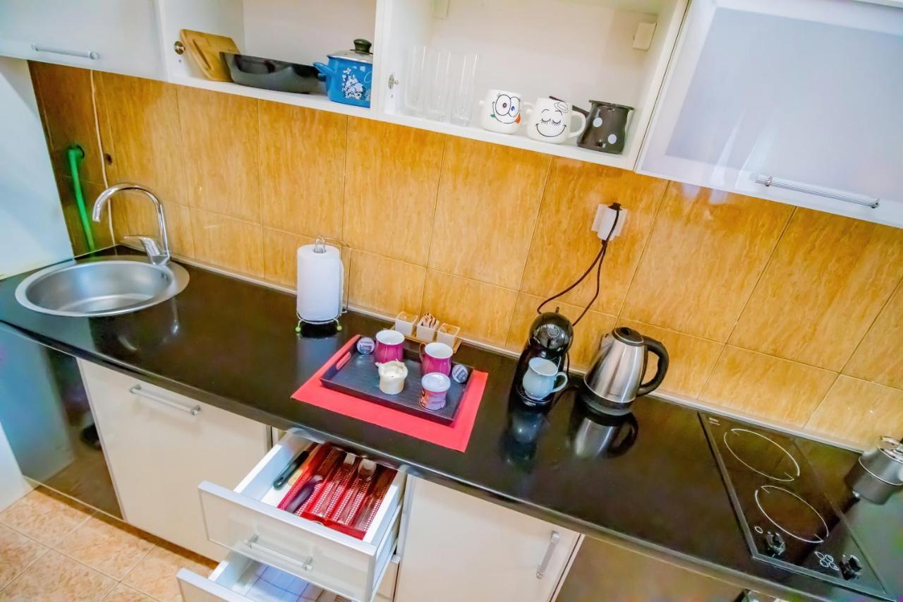 Simo Apartments Airport Podgorica Ngoại thất bức ảnh