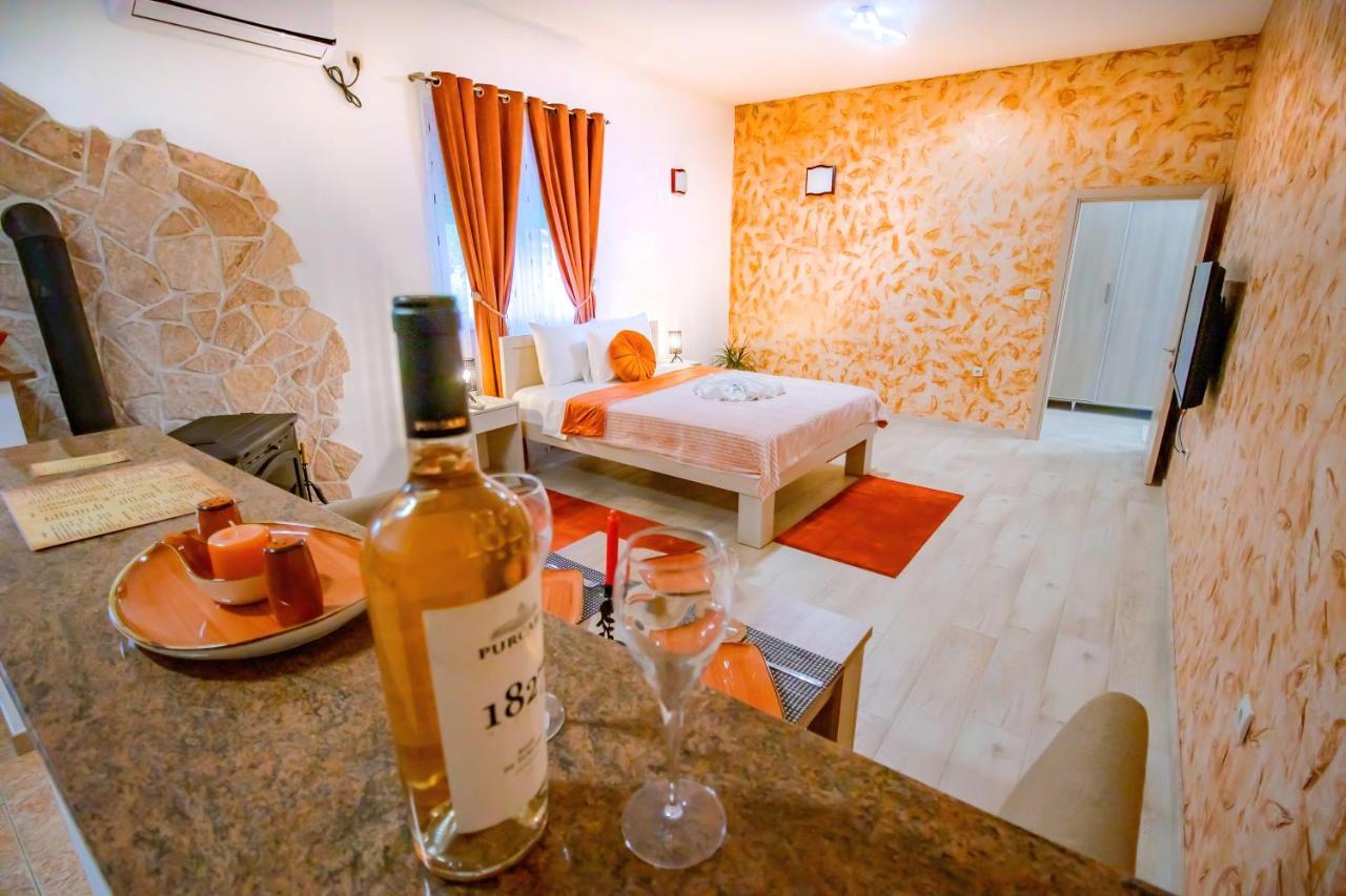 Simo Apartments Airport Podgorica Ngoại thất bức ảnh