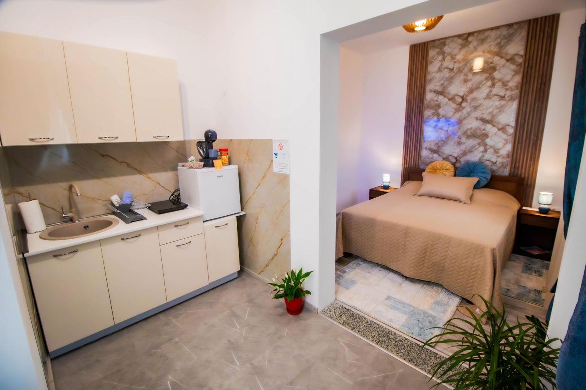 Simo Apartments Airport Podgorica Ngoại thất bức ảnh